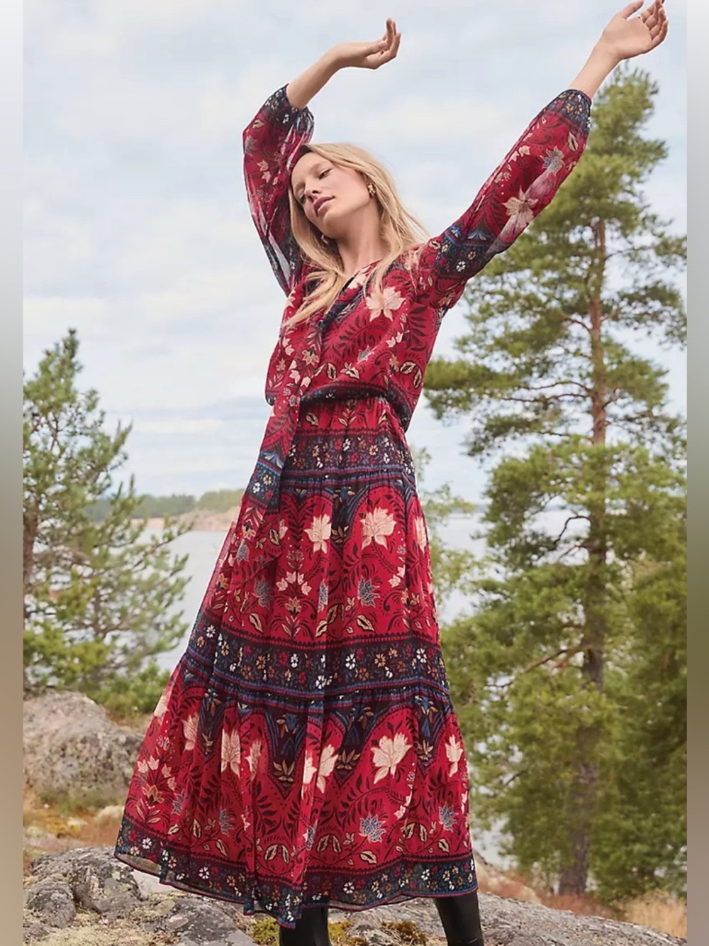 NWOTs Loft XS Beautiful Bohemian Colorful Dress